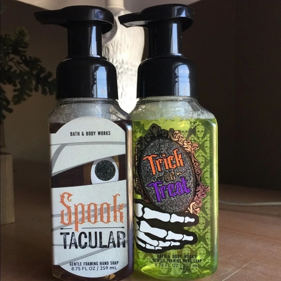 Bath & Body Works Other - B&BW Lot of 2 HALLOWEEN 🎃 hand soaps